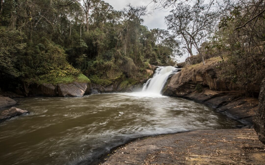 Amazon Web Services asume el compromiso de devolver más agua de la que usa a las comunidades donde opera para 2030