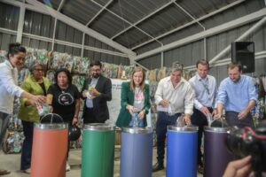 Alianza Anarch y Coca-Cola para recicladores de base.